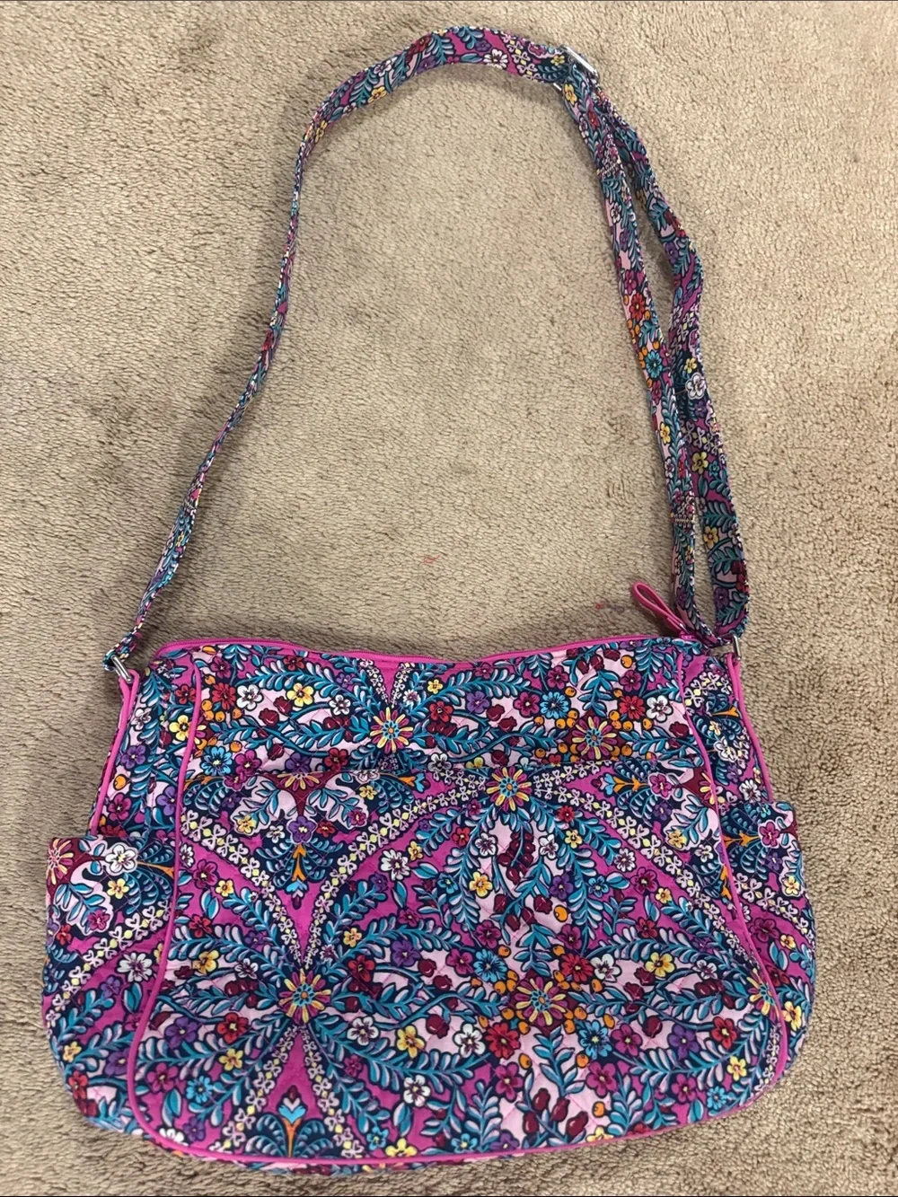 WOW POSHMARK - Authentic Vera Bradley NWT Iconic Large On The Go Crossbody!